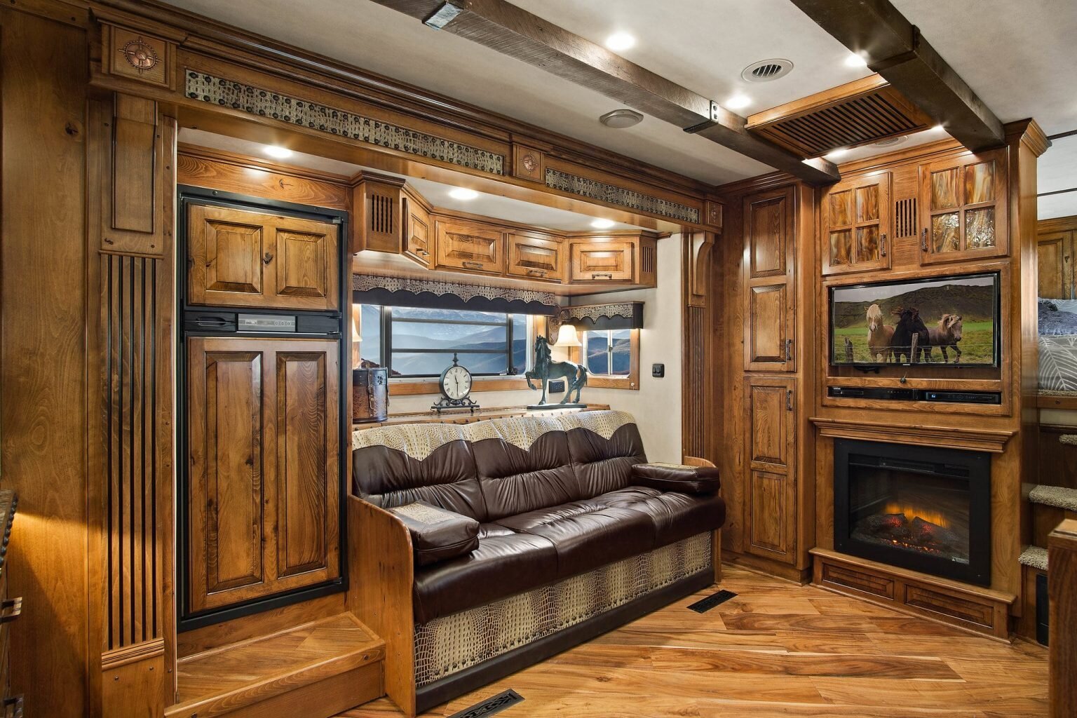 luxury horse trailer conversion