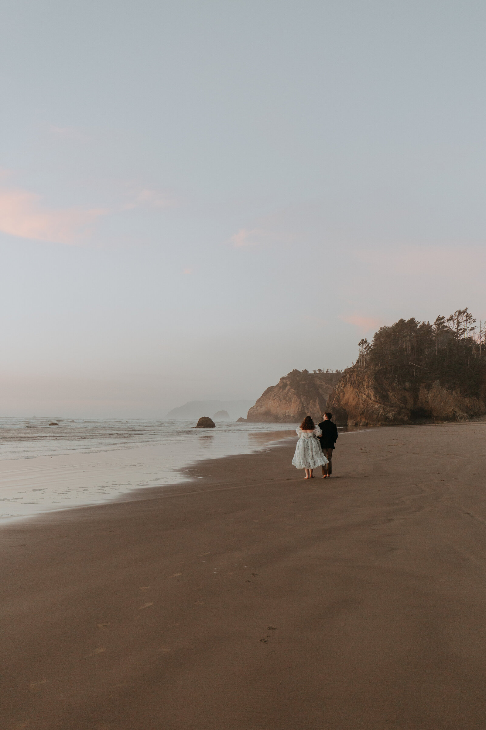 Whimsical Oregon Coast Engagement Shoot-86