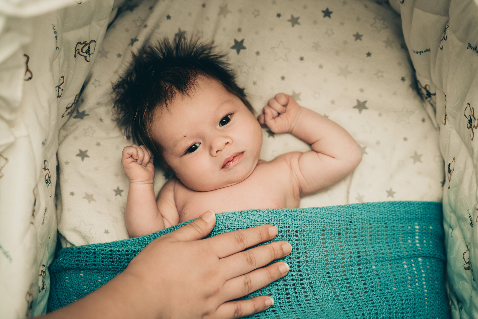 Papamoa-photographer-newborn-lifestyle-home-hair-17-2