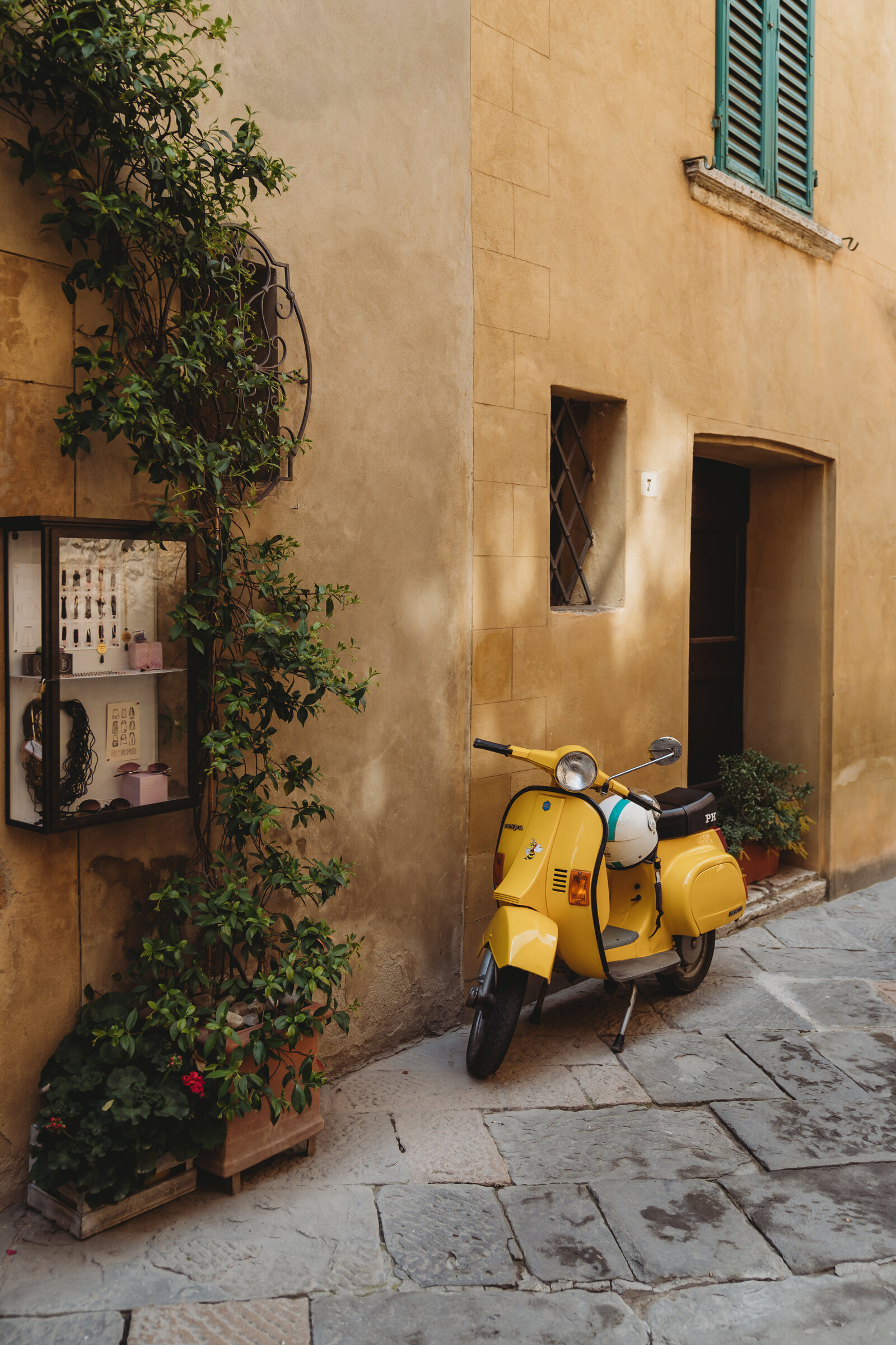 Tuscan Moped