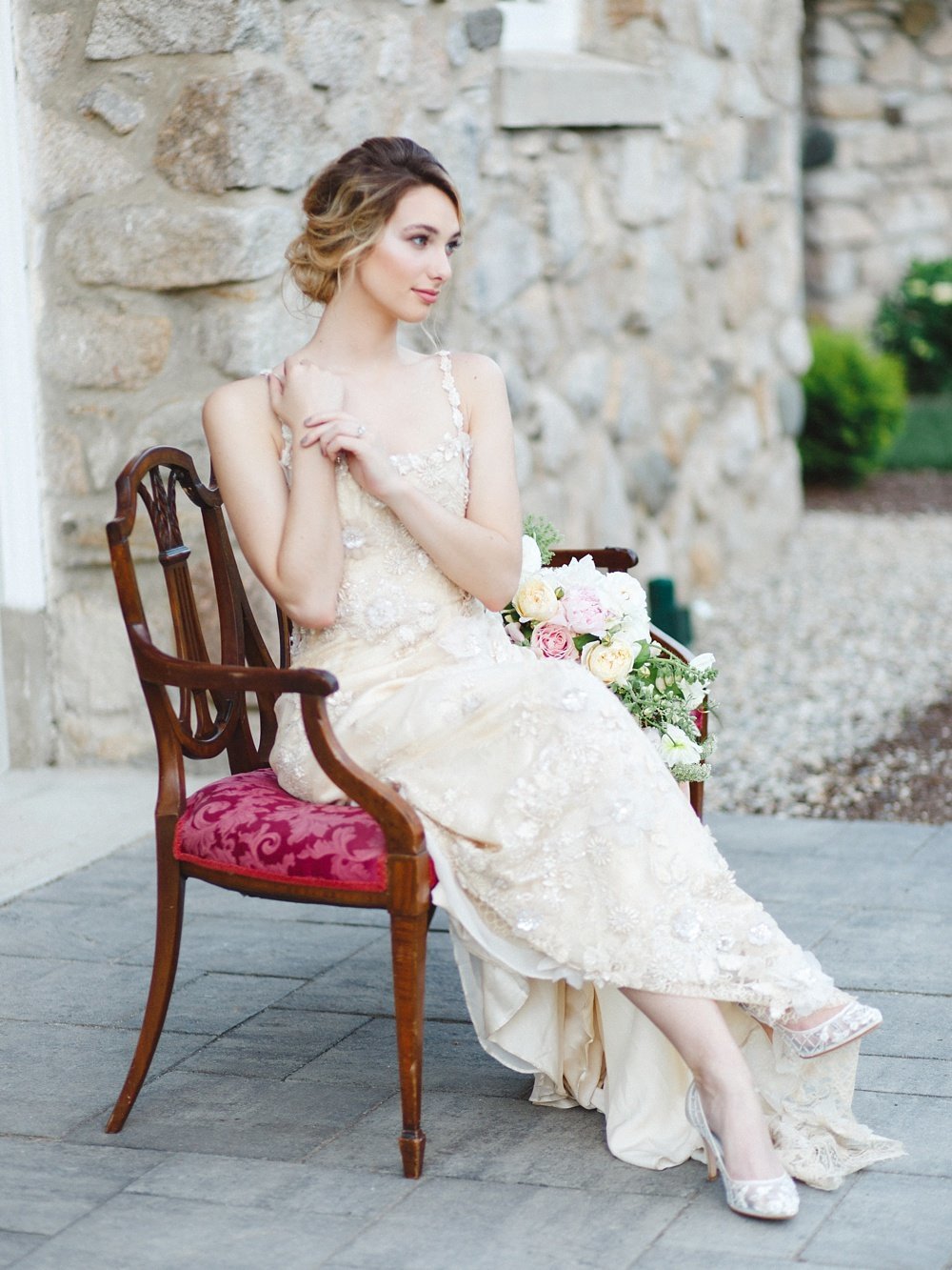 Champagne_flower_embellished_lace_wedding_dress_JoanneFlemingDesign_JustinaBilodeauPhoto (5)