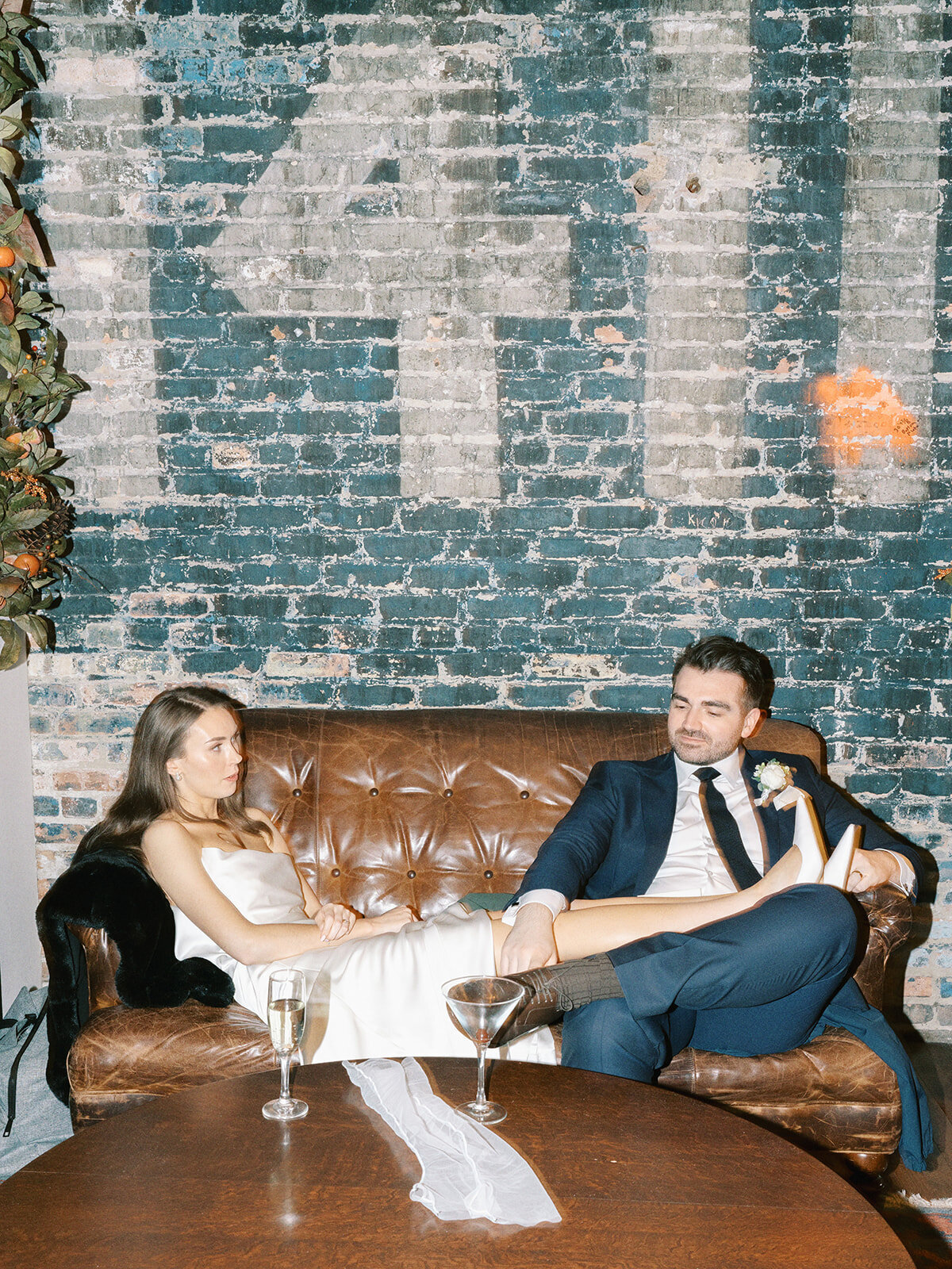 Chicago_Wedding_Photographer_LaurenPage23-111