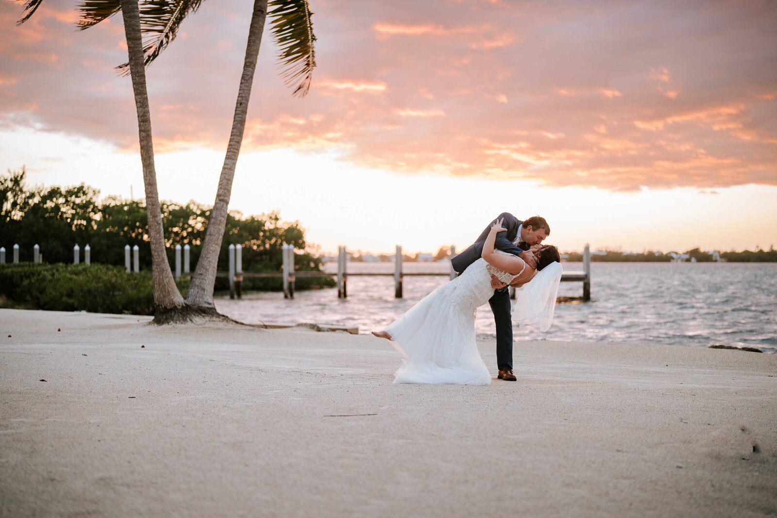 Florida Wedding - Lakeland Wedding Photographer - Visual Arts Wedding Photography