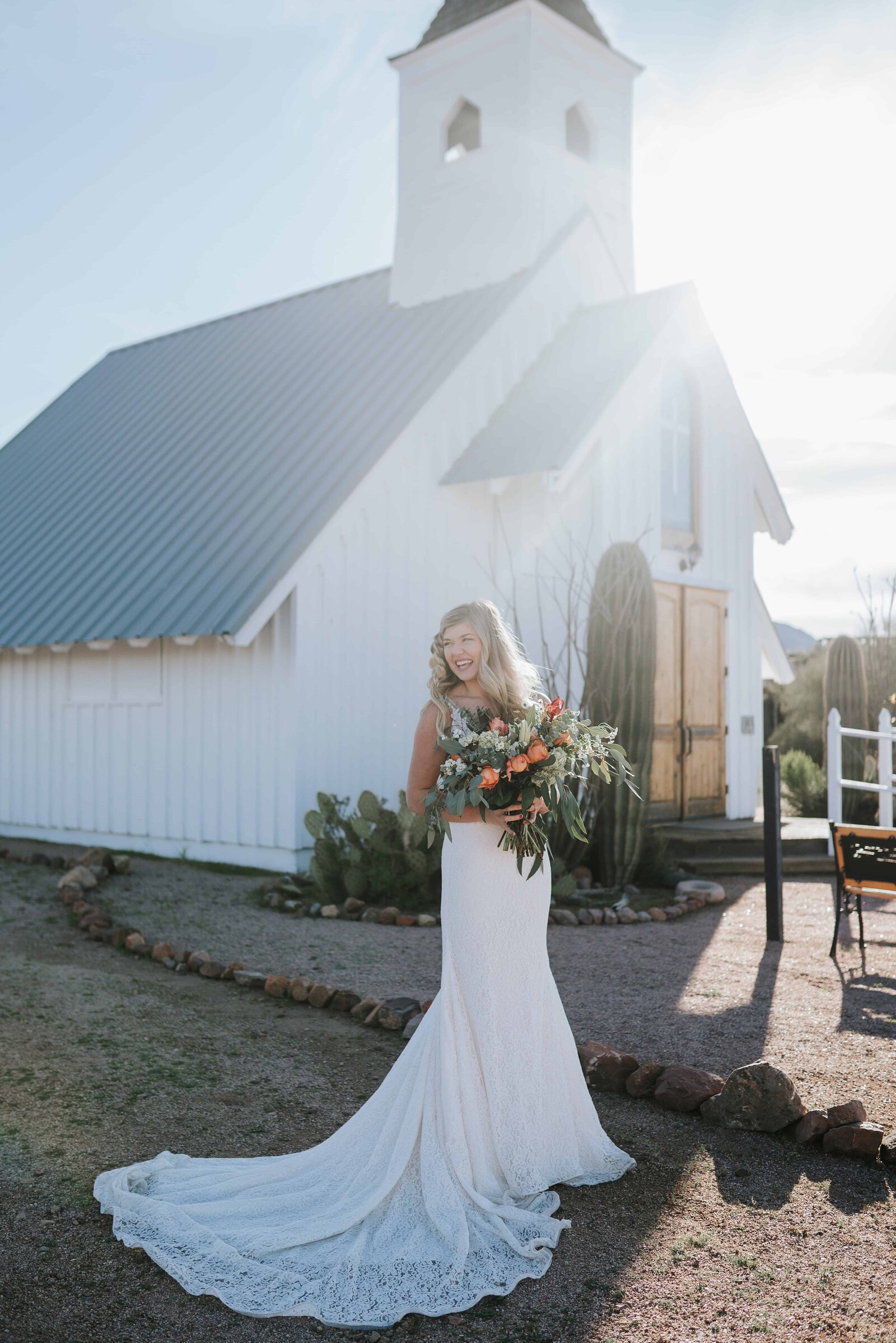 Lake Tahoe wedding photographer captures outdoor bridals with boho bride
