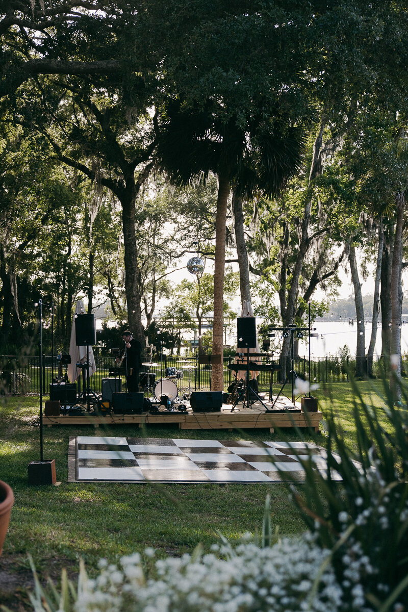 JACKSONVILLE BACKYARD GARDEN PARTY WEDDING-77