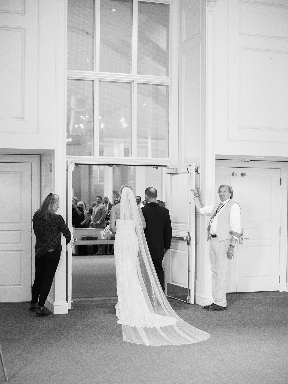 Lafayette_Club_Wedding_Photos_LaurenPage23-682