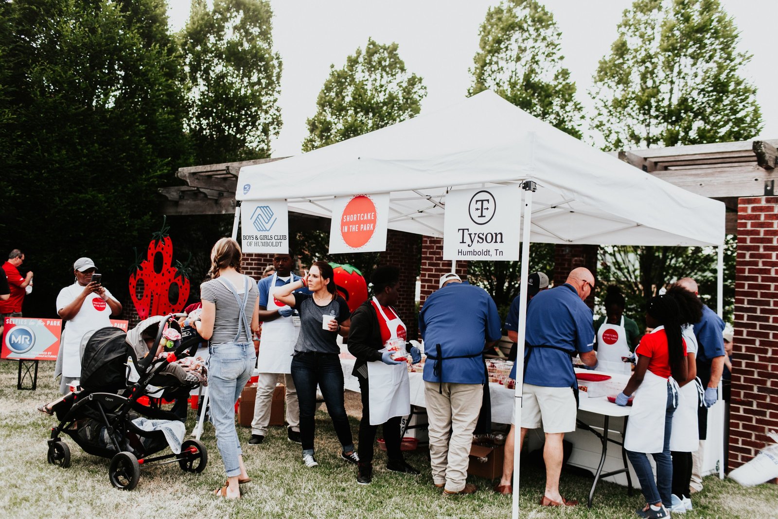 2019 West Tennessee Strawberry Festival - Shortcake in the park - 1