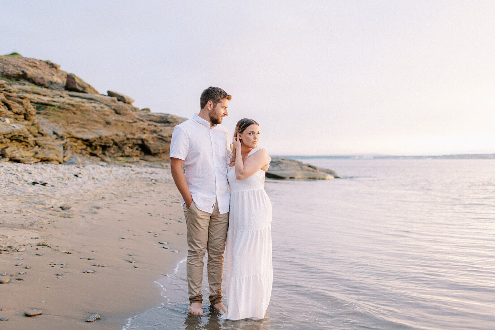 Couple-at-beach-photography-Nova-Scotia