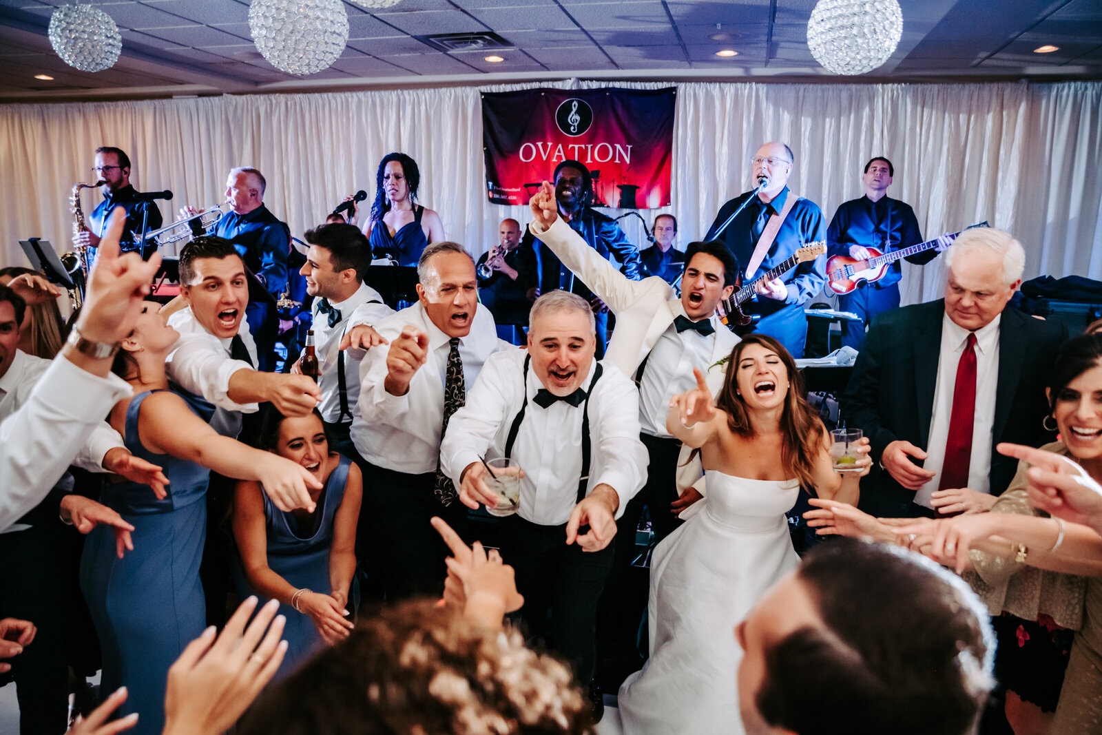 wedding-venues-youngstown-the-lake-club