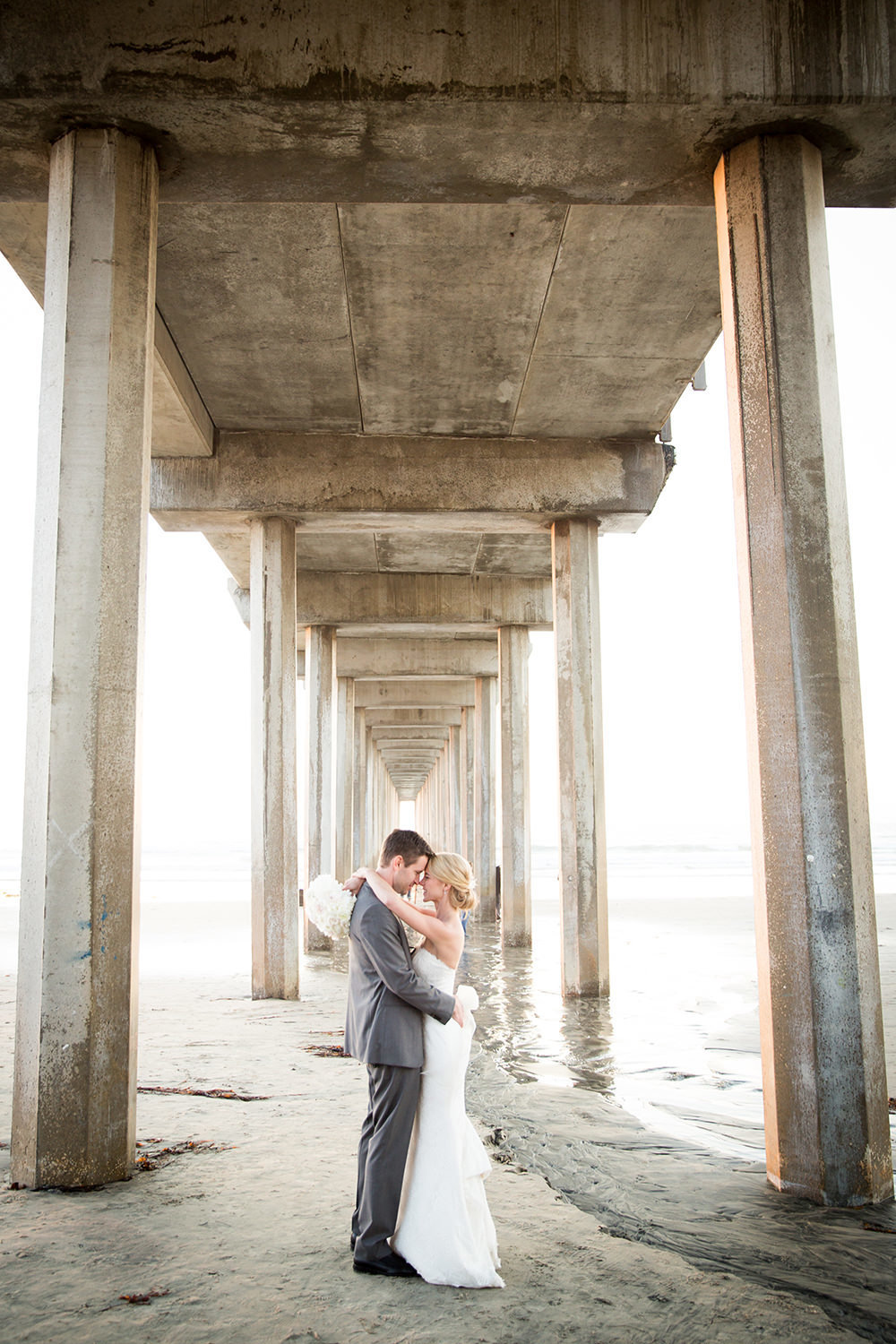 romantic picture with scripps pier