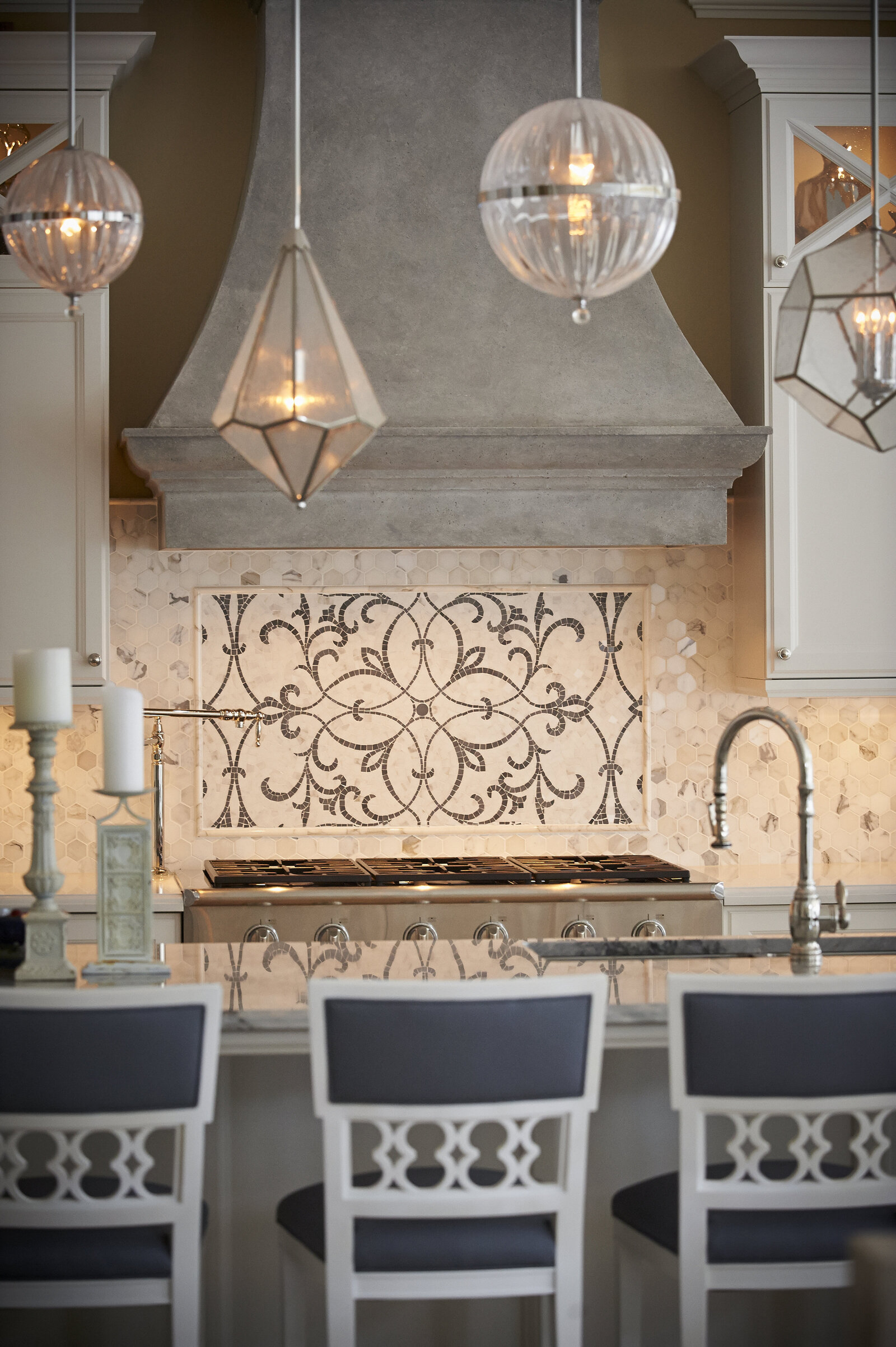 003-Dundas Valley-Interiors-Kitchen-Mosaic Tile-Stone Hood