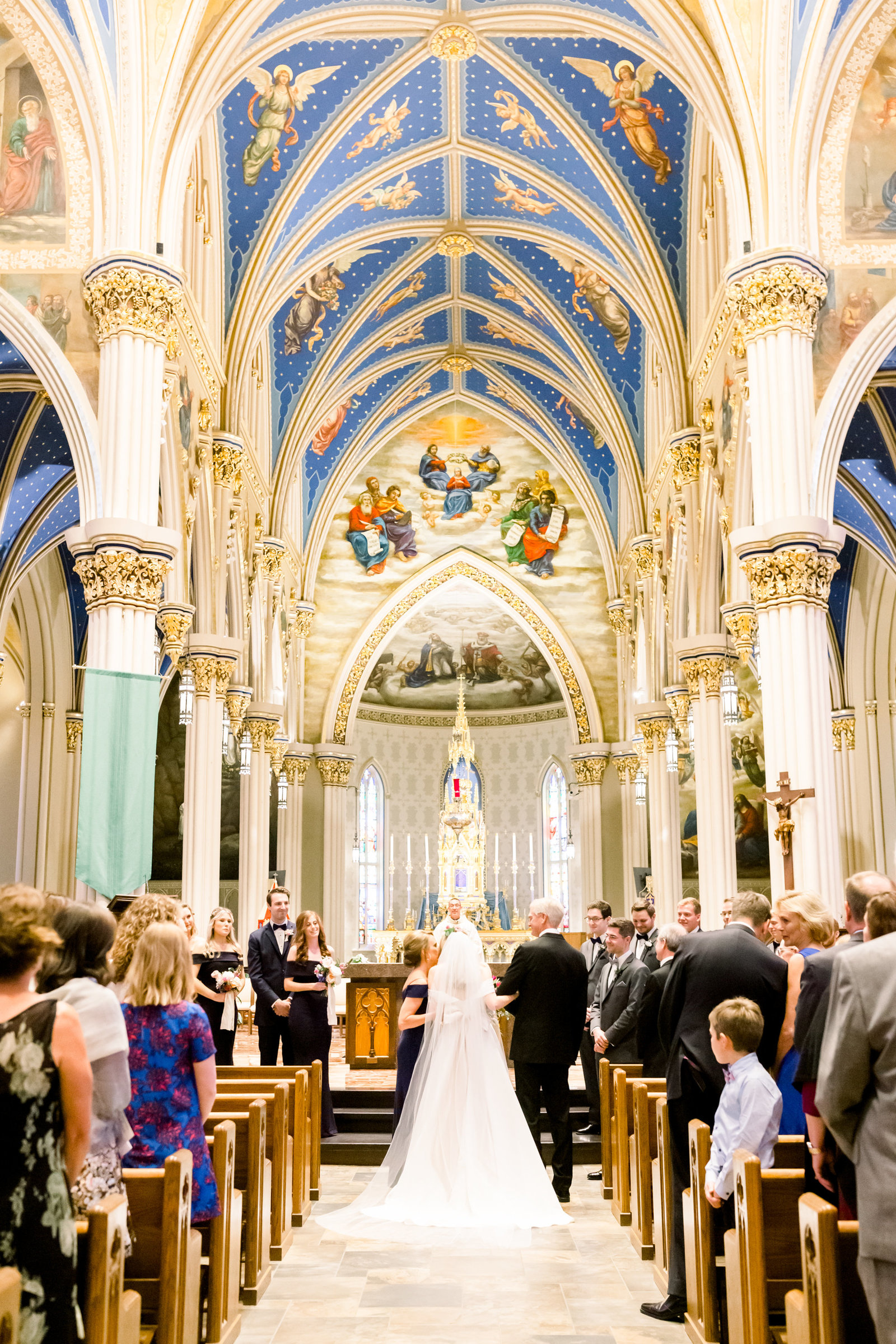 South-Bend-Wedding-Basilica-Century-Center-Valerie-Michele-Photography_018