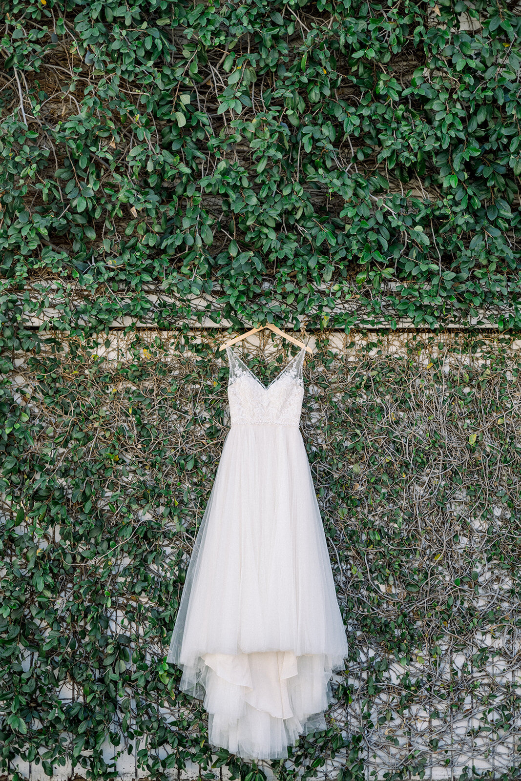 Elegant wedding dress at Vizcaya Sacramento