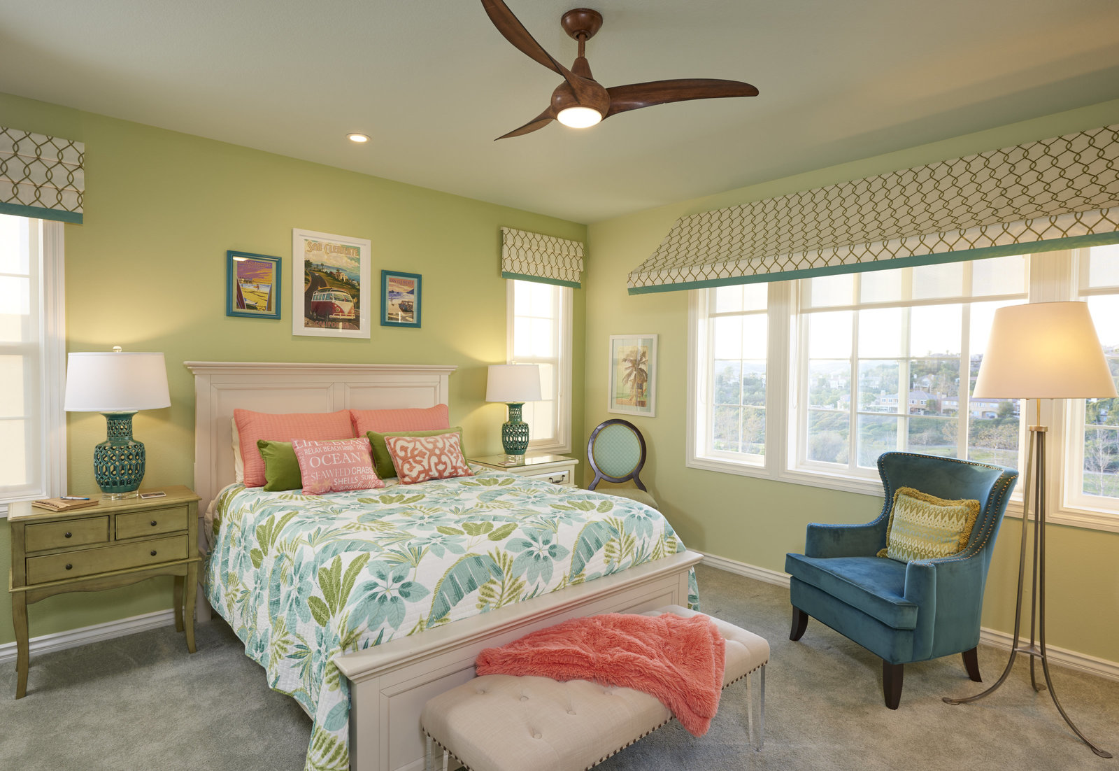 Beachy Coral and Teal Guest Suite Design