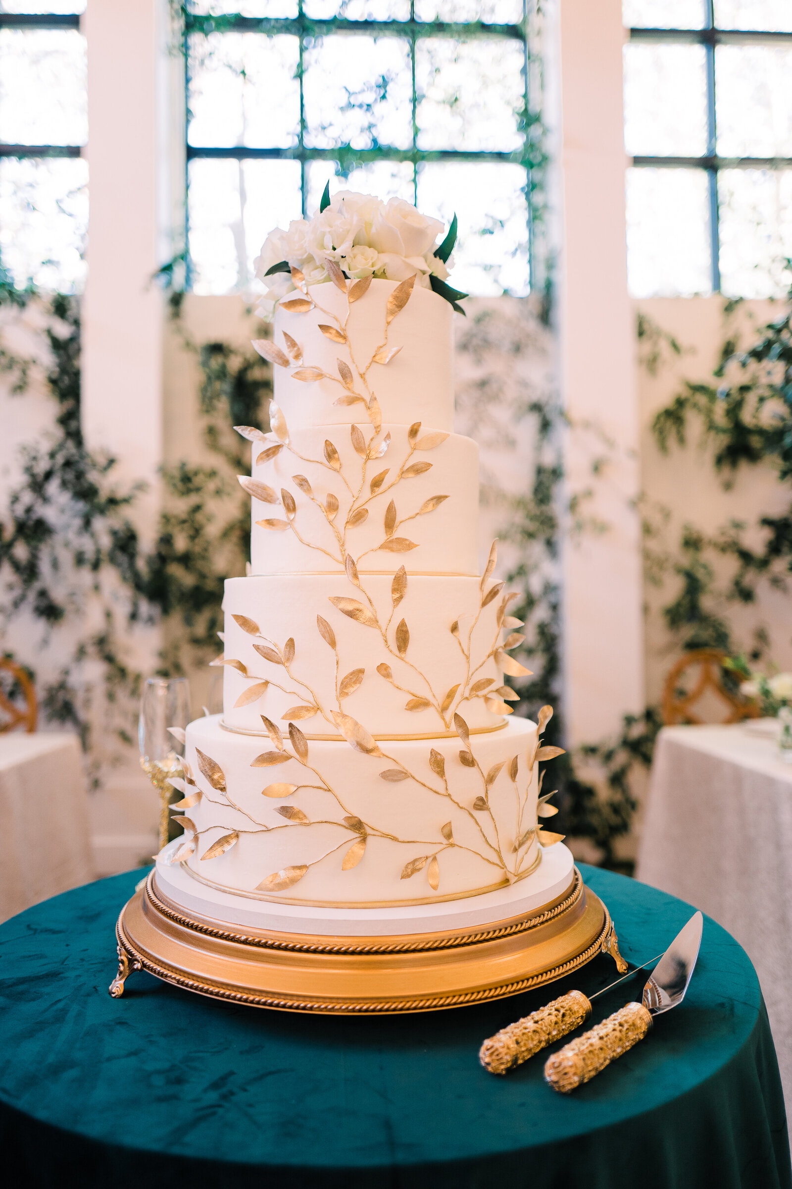 Modern-Wedding-Cake-Ashley-Cakes-66