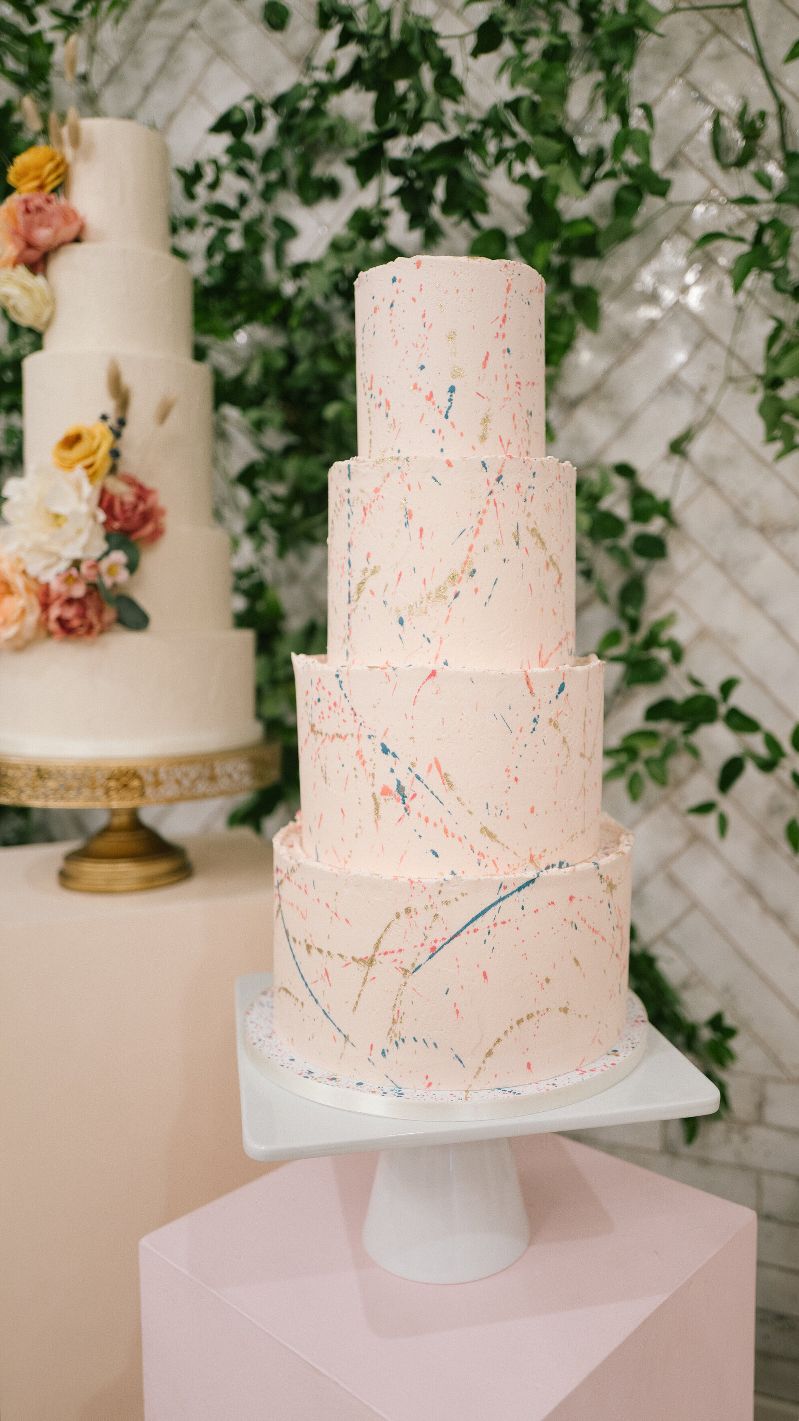 Modern-Wedding-Cake-Ashley-Cakes-51