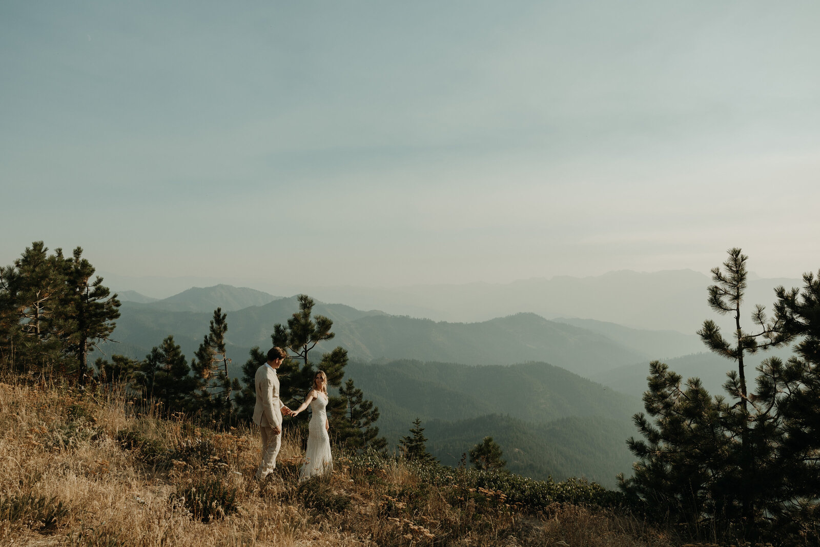 Leavenworth Washington wedding couple during golden hour near the Enchantments Cascade Mountain Range