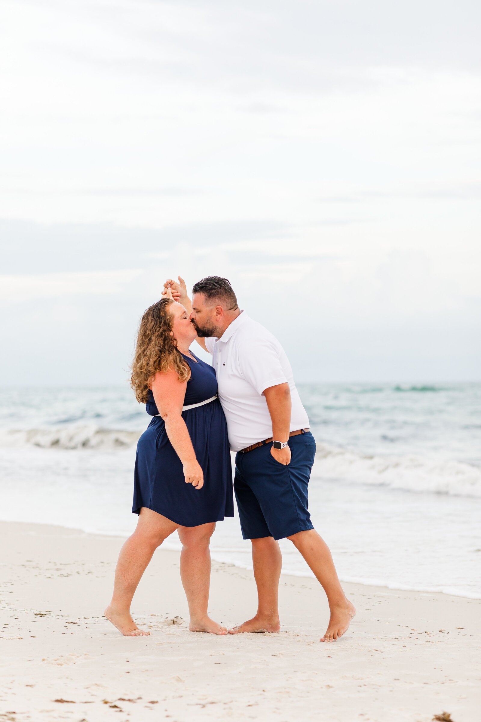 Couple kissing on Pensacola Beach