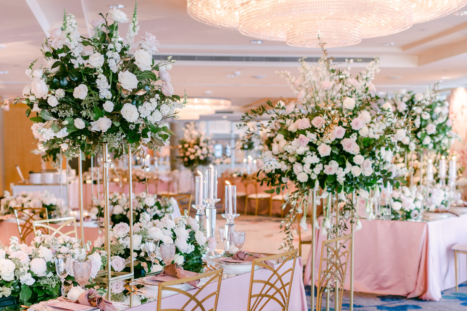 florals on tables for sikh bridal shower