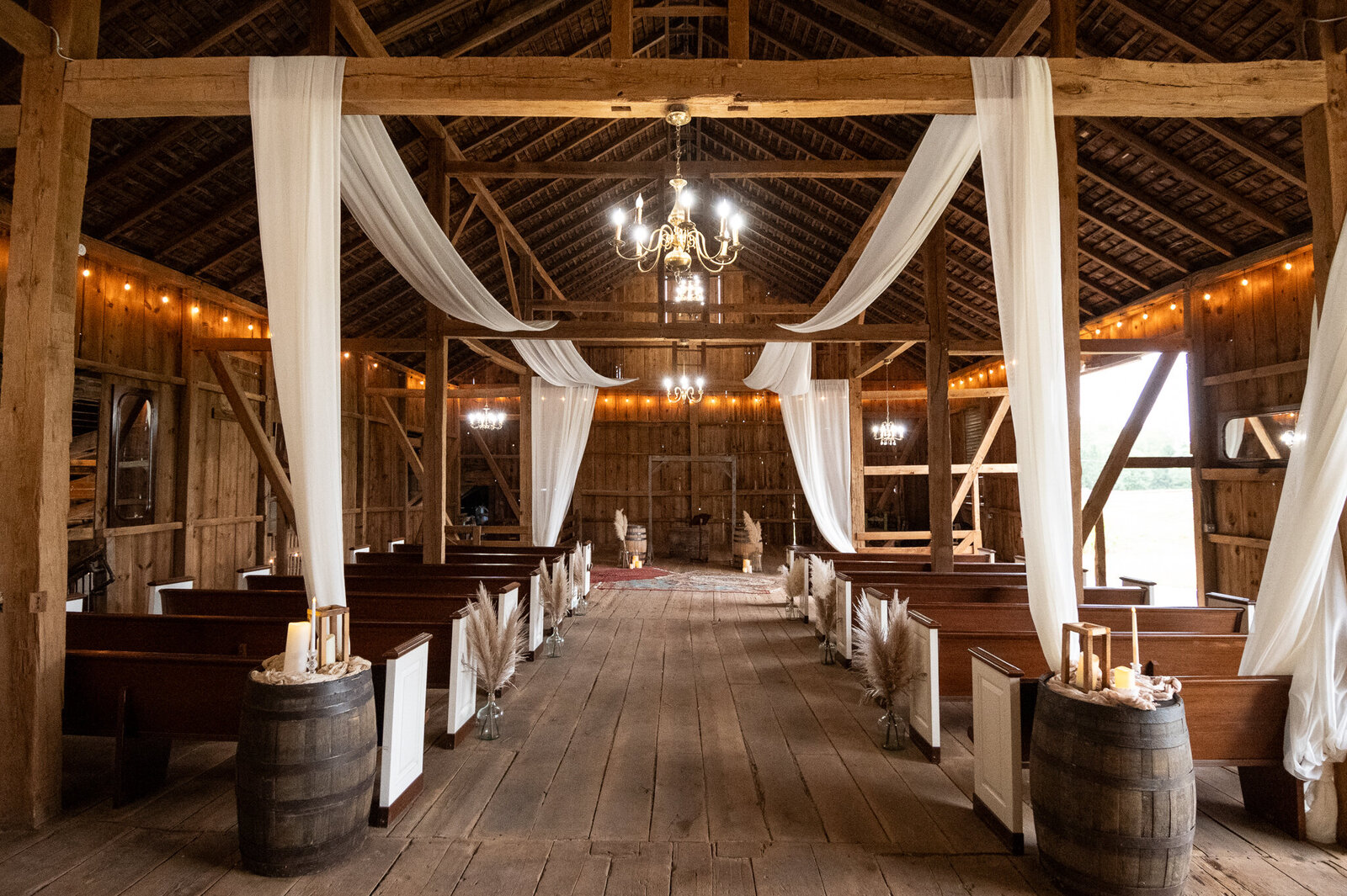 Jenna Shriver Photography_The Hummingbird Chateau_venue images_downsized-047