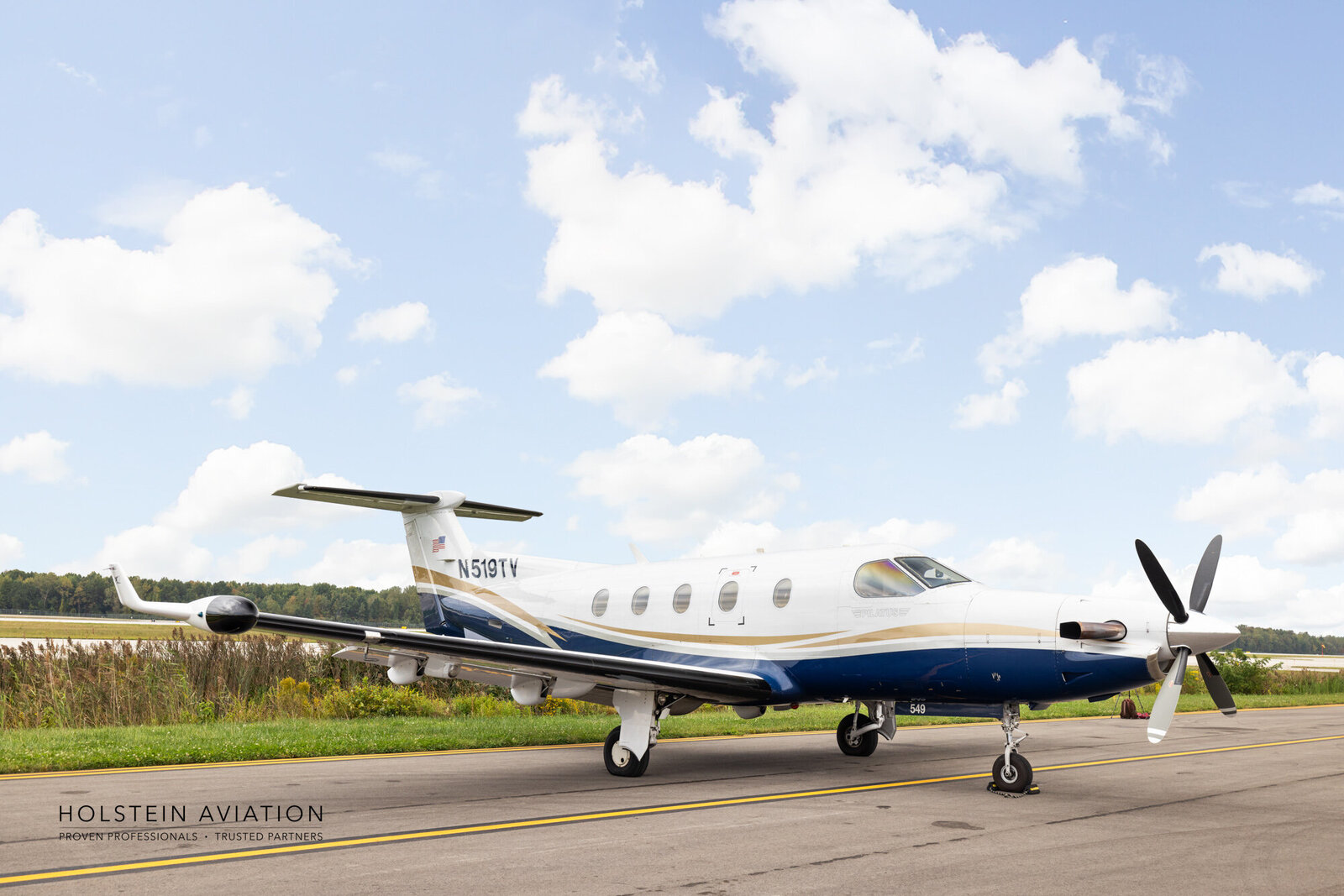 Pilatus PC12 N519TV Watermarked-9