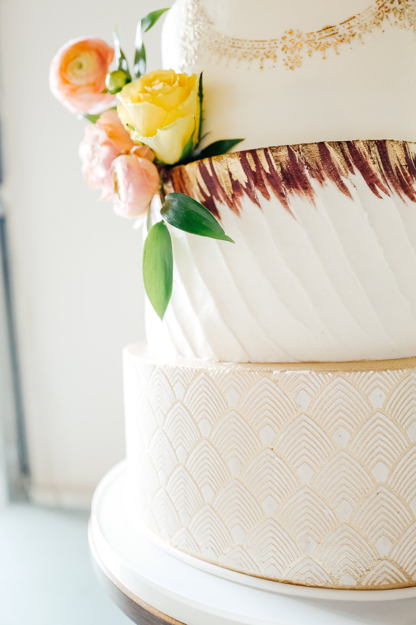 Modern-Wedding-Cake-Ashley-Cakes-8
