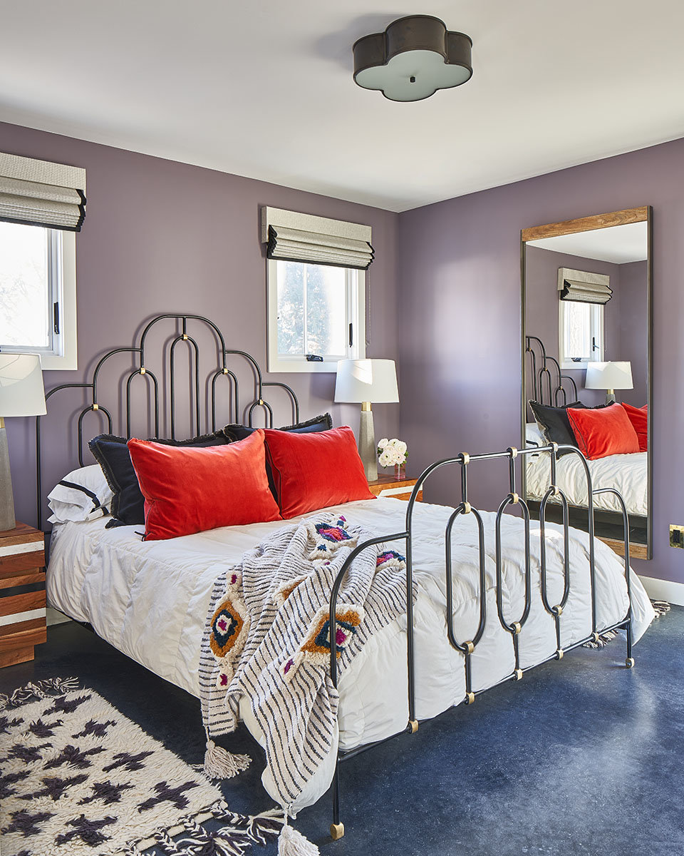Guest bedroom  by Shannon Connor Interior Design