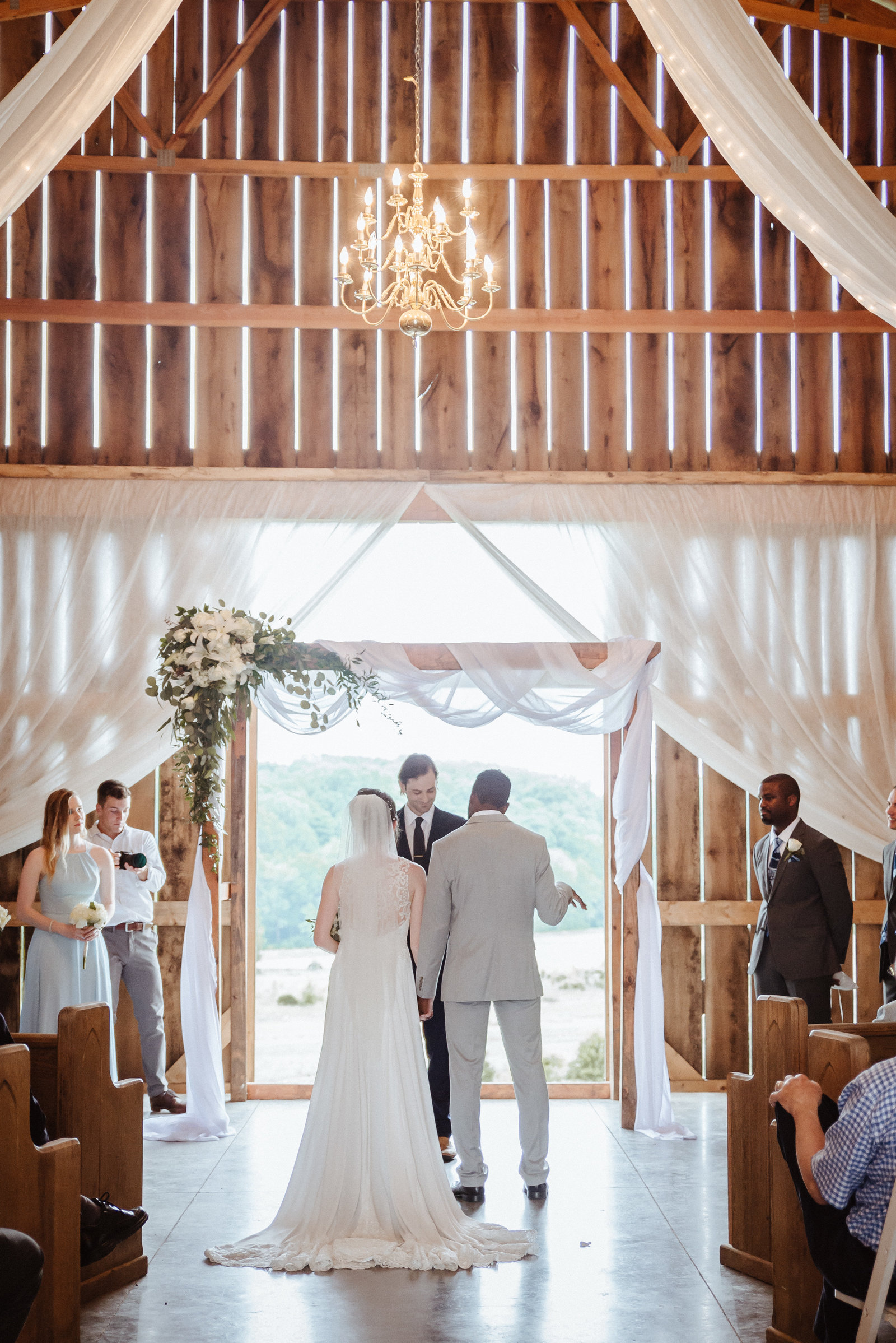 NashvilleTennesseeWeddingPhotographerCountryWeddingRedRiverFarmsSpringfieldBarnWedding and Celtson Wedding 6.2.18-1339