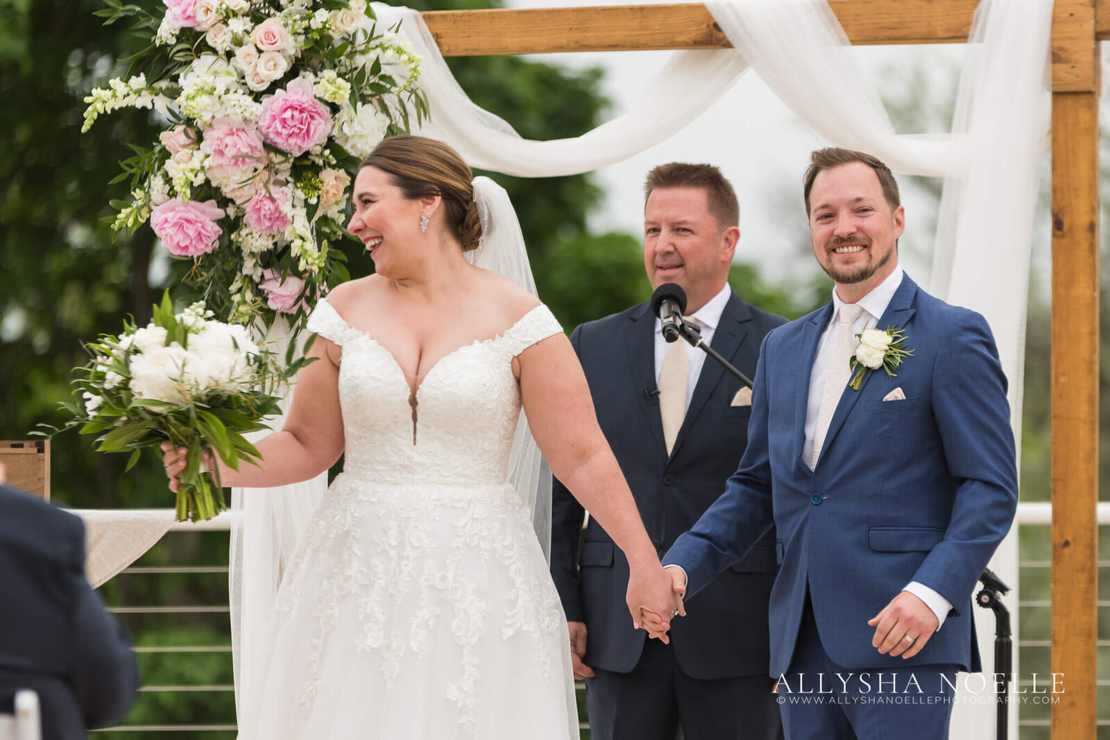 Wedding-at-River-Club-of-Mequon-641