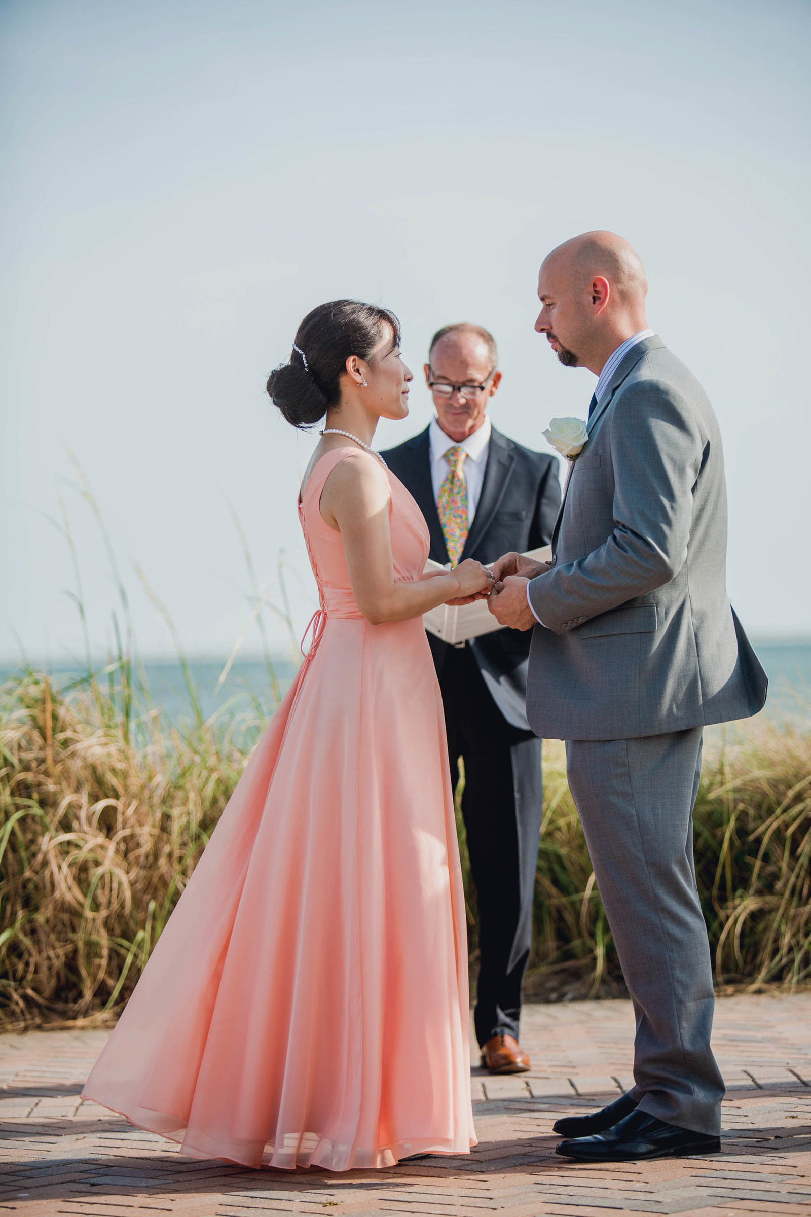 Bride and groom exchange vows, Seabrook Island Club, Charleston, South Carolina