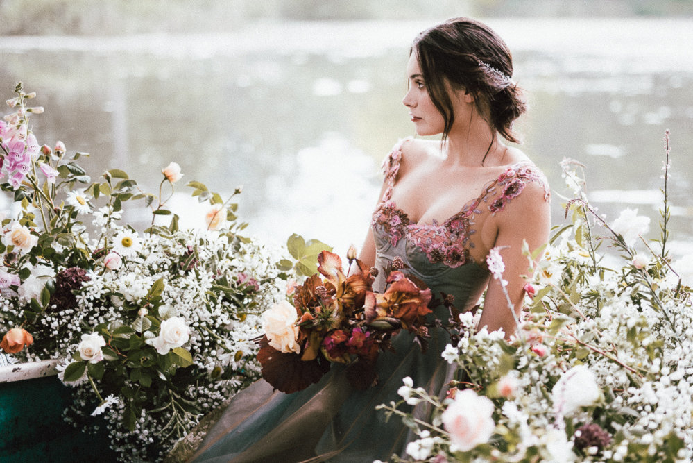 Belle-Epoque-floral-embroidered-wedding-dress-JoanneFlemingDesign-DavidWickhamPhoto (3)