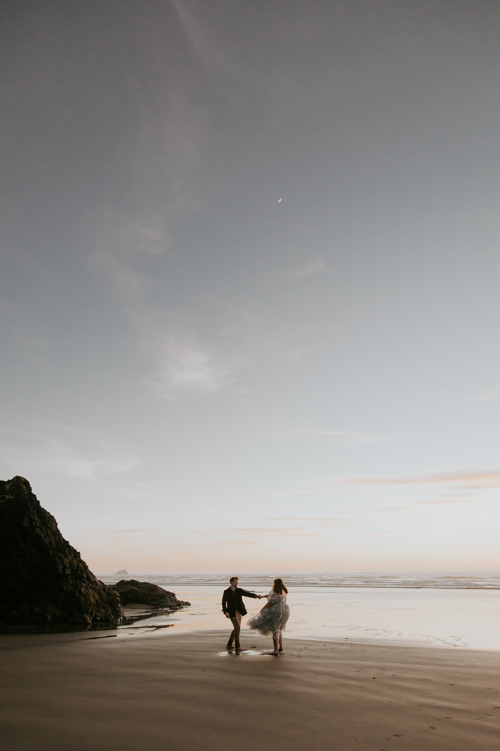 Whimsical Oregon Coast Engagement Shoot-83