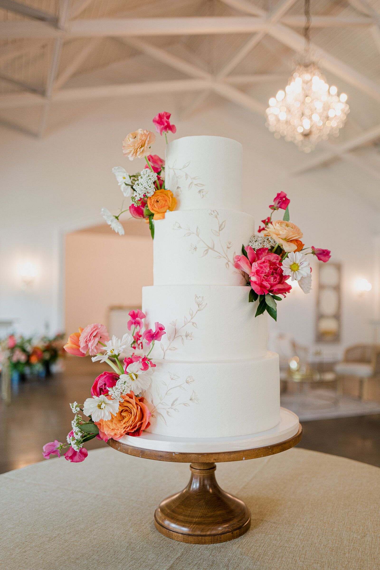 Elegant-Wedding-Cake-Ashley-Cakes-78