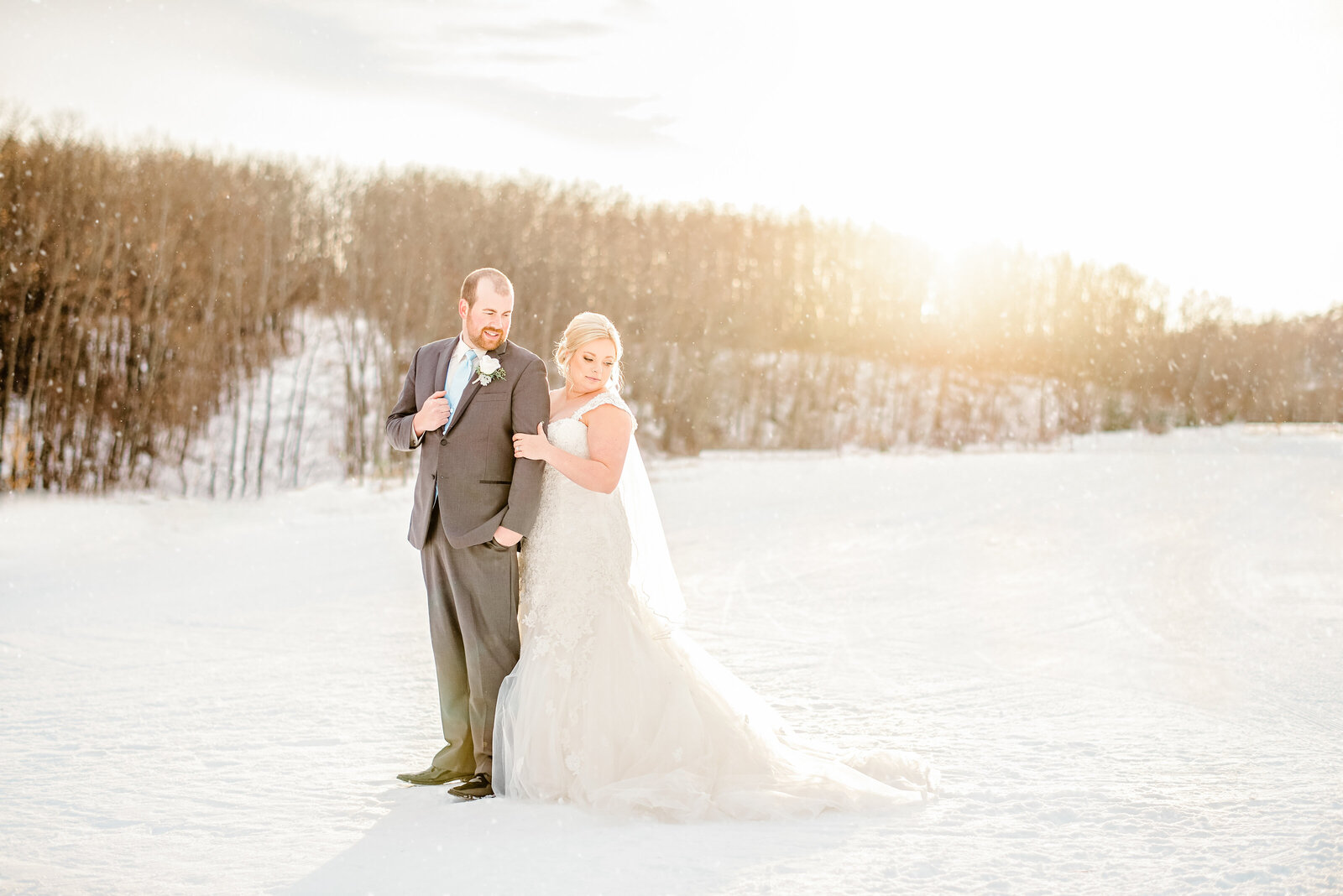 Bride and Groom on their winter wedding