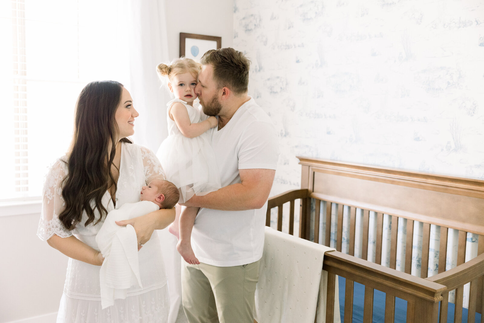Image of in-home newborn session taken by Newborn Photographer Sacramento Kelsey Krall
