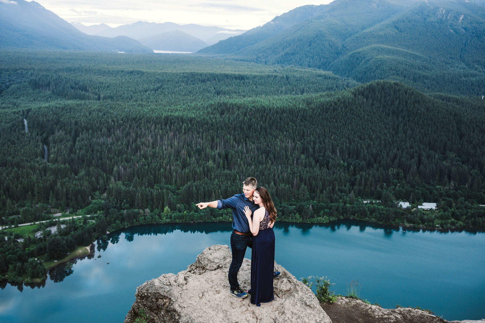 Eivind+Elyse_Engagement_Rattlesnake_lake_ridge_Seattle_Photographer_Adina_Preston_Weddings_203