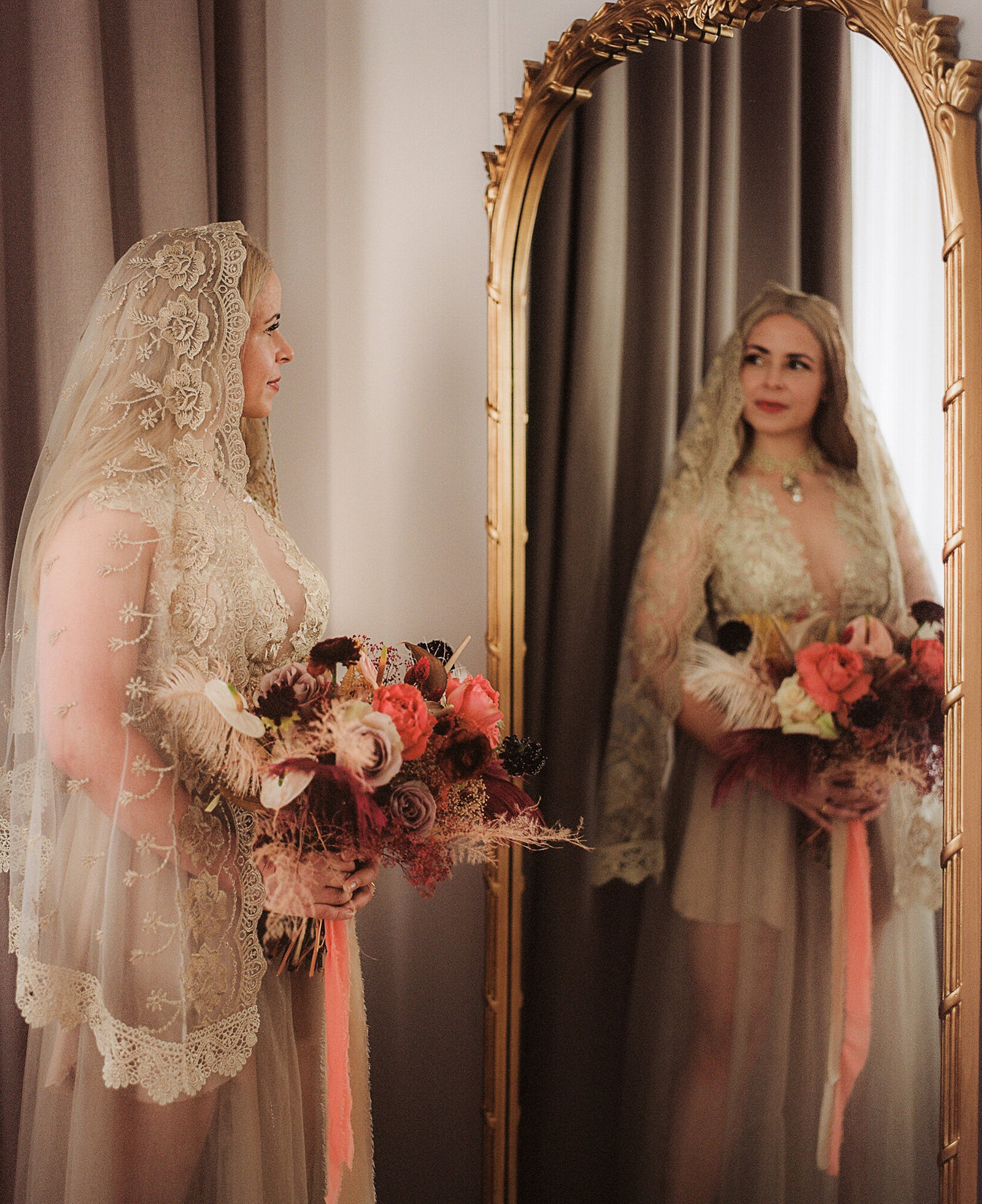 bride getting ready first look veil bouquet romantic