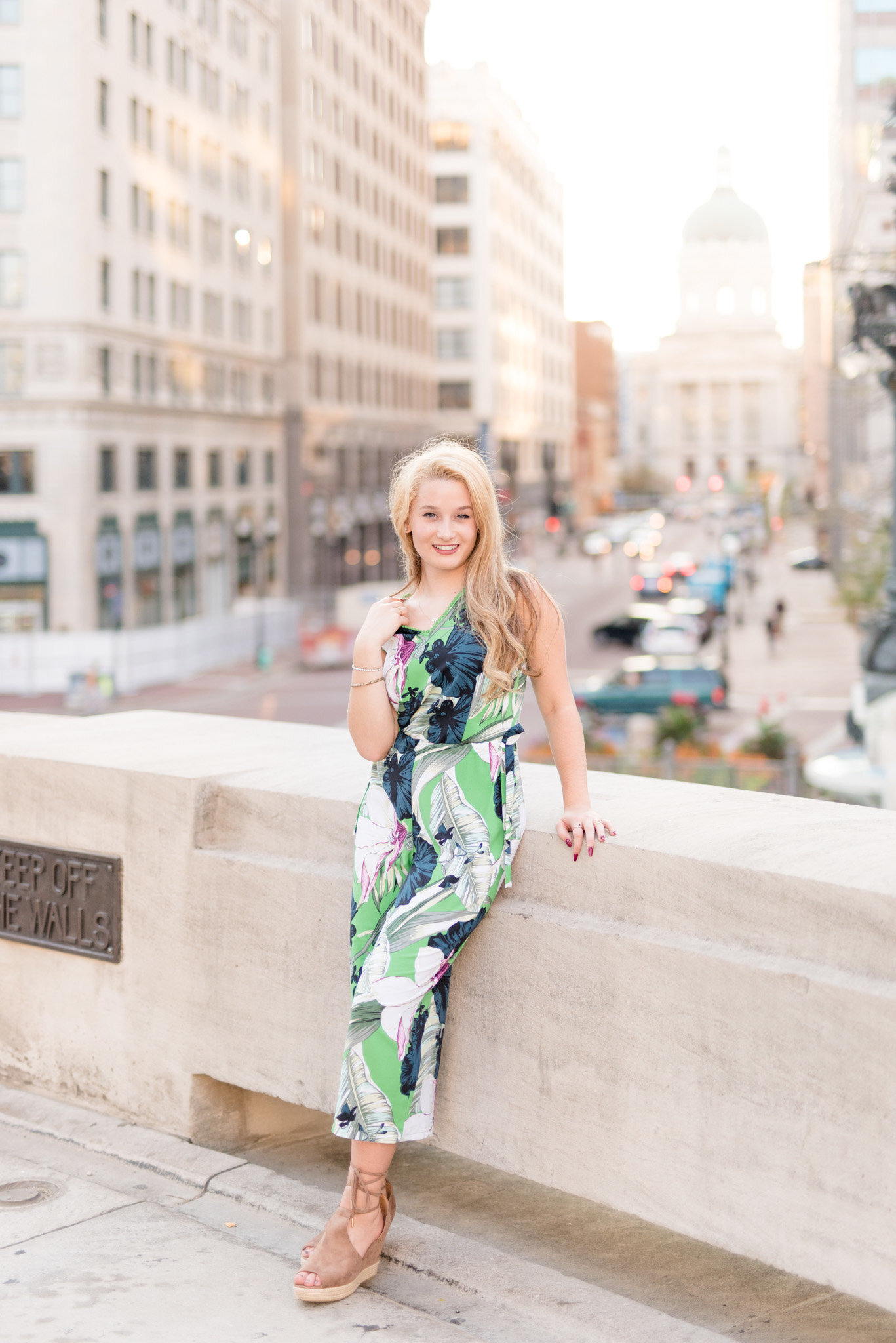 Downtown-Sunset-Senior-Pictures 0005