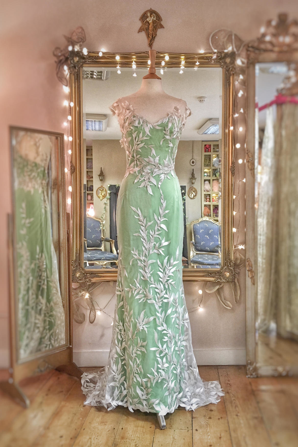 Green_ivory_silver_embroidered_wedding_dress_JoanneFlemingDesign (2)
