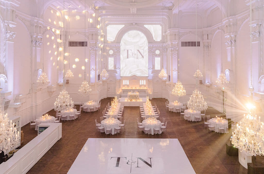 Luxury Maison Principale Montreal wedding decoration | Montreal Luxury wedding photographer