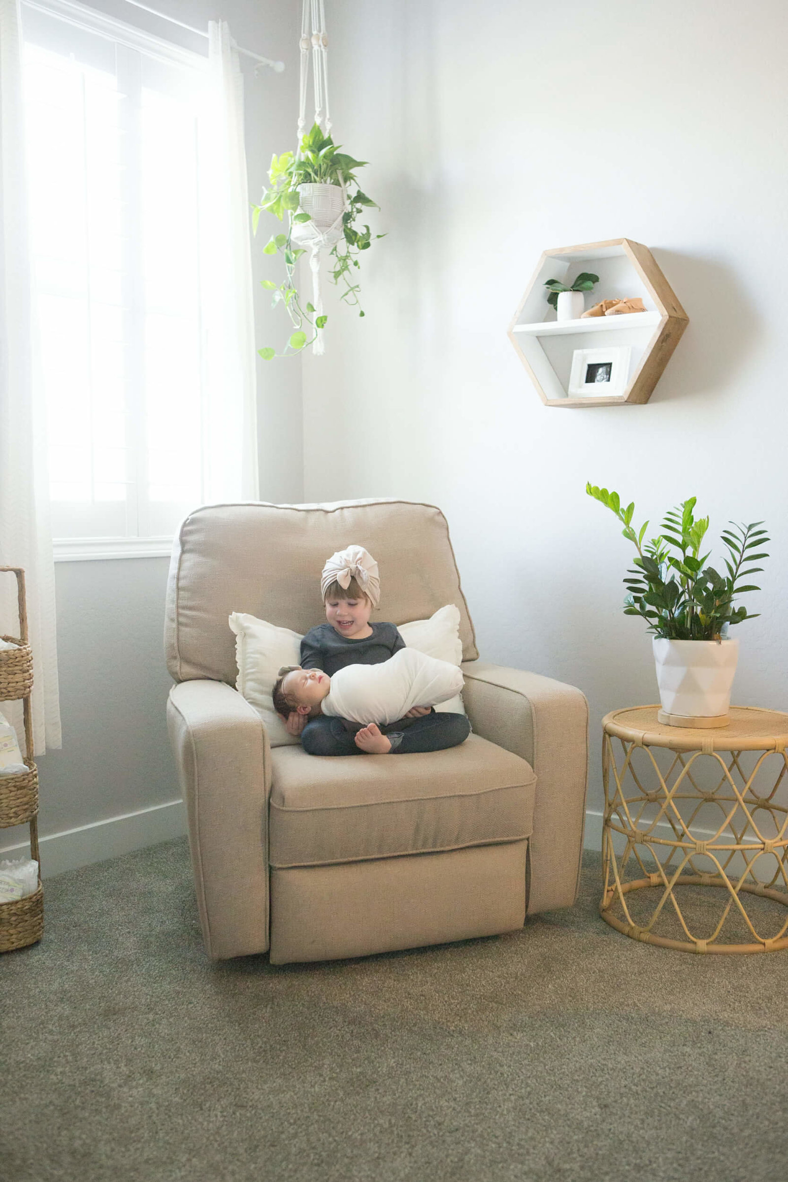 newborn in home photo sessions