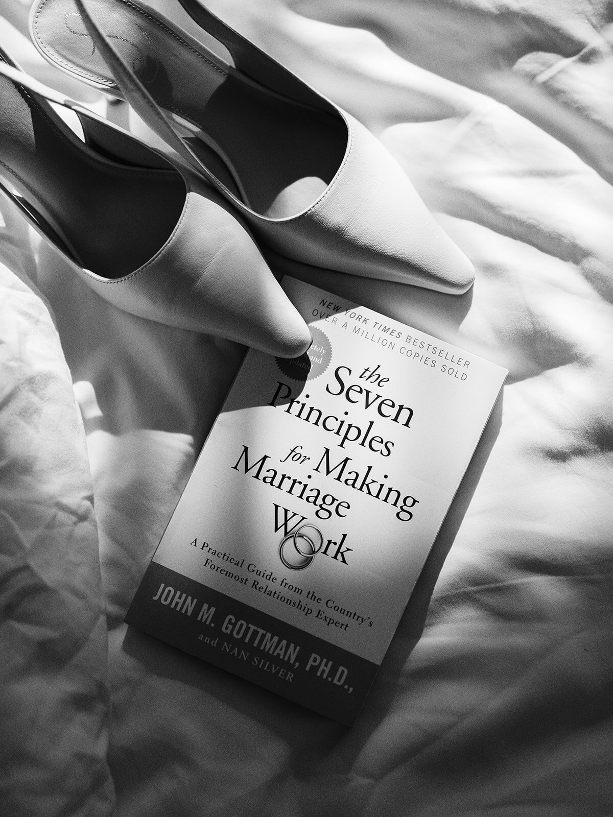 Chicago_Wedding_Photographer_LaurenPage23-12