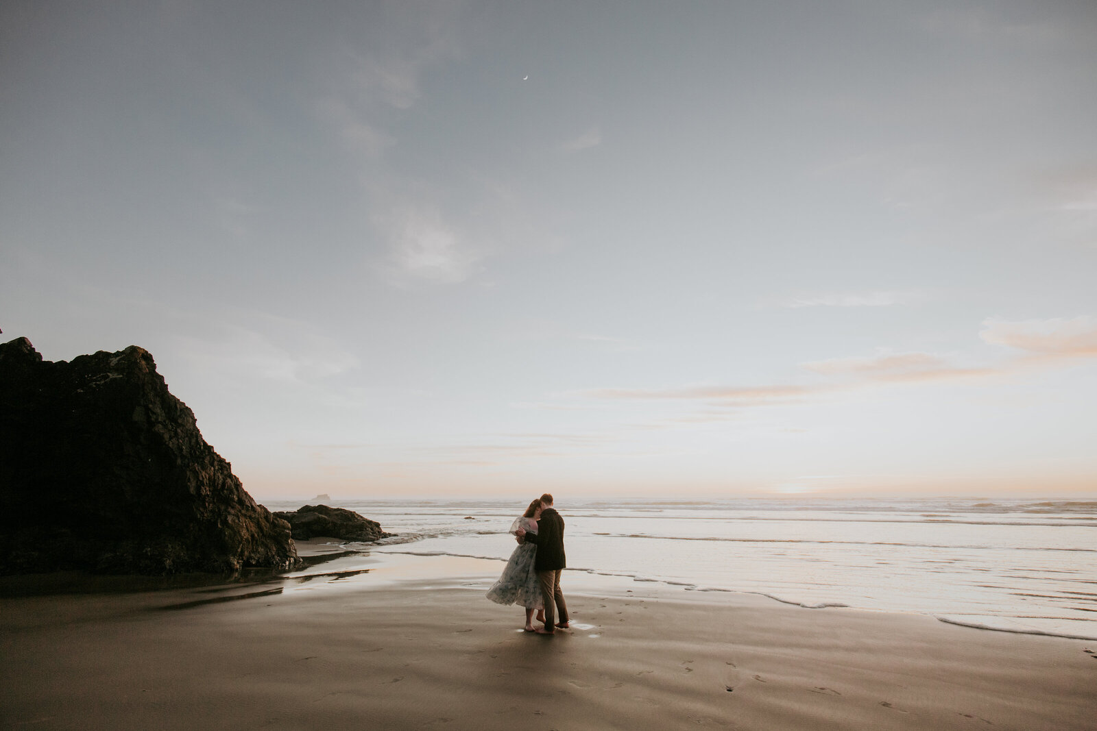 Whimsical Oregon Coast Engagement Shoot-81