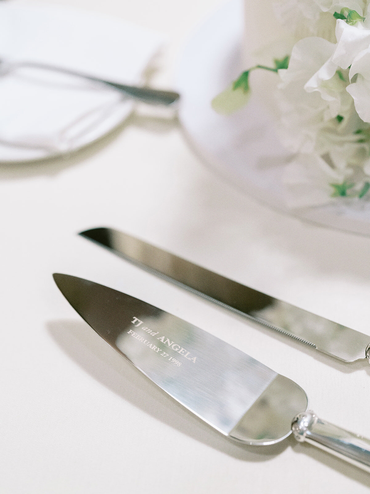 Chicago_Wedding_Photographer_LaurenPage23-114