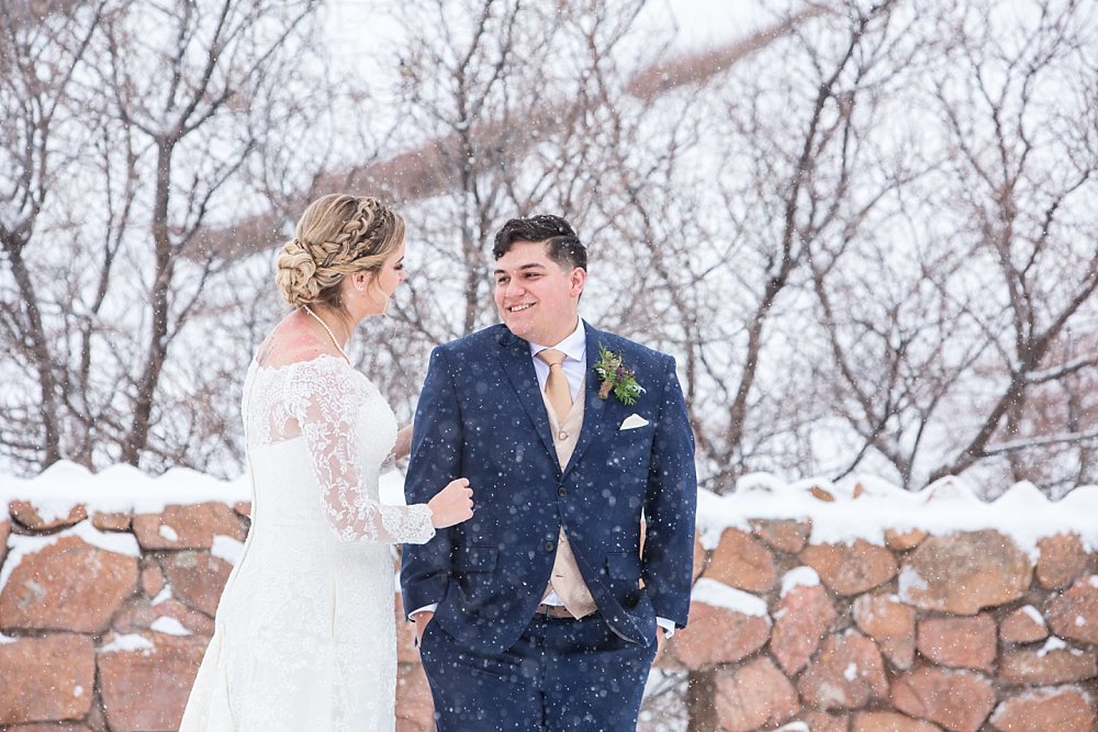 Colorado winter weddings in Morrison with Laura and Miguel