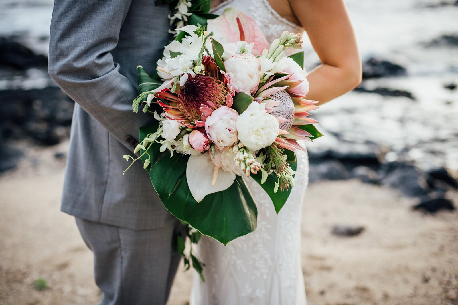 beautiful tropical wedding bouquet