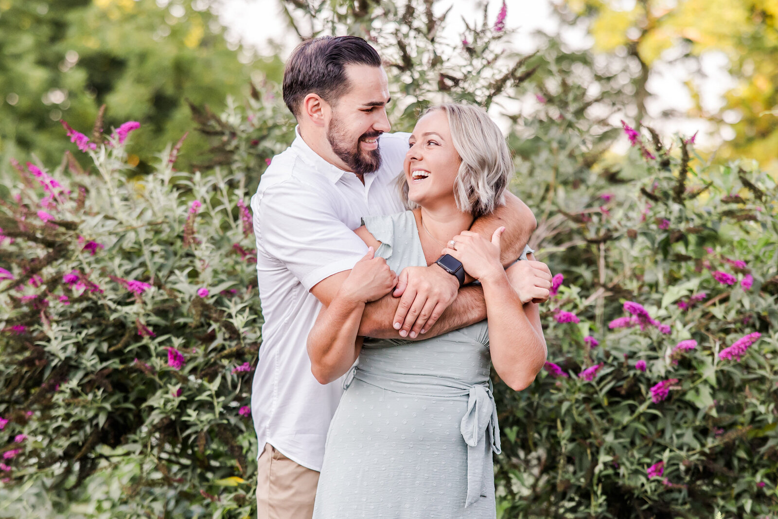 48Oatlands_House_and_Gardens_Engagement_Portraits_Williams60