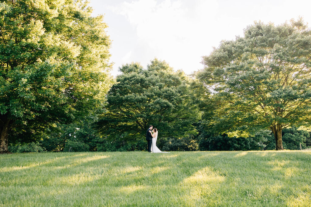 asheville-north-carolina-wedding-photography-by-amber-hatley-holland-and-aaron-AC9A5263