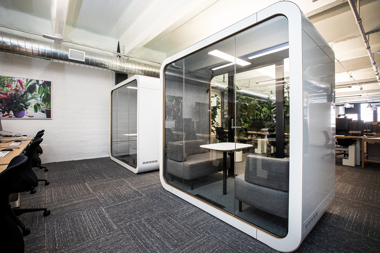 uneebo-office-design-yNtCxu4kJXk-unsplash