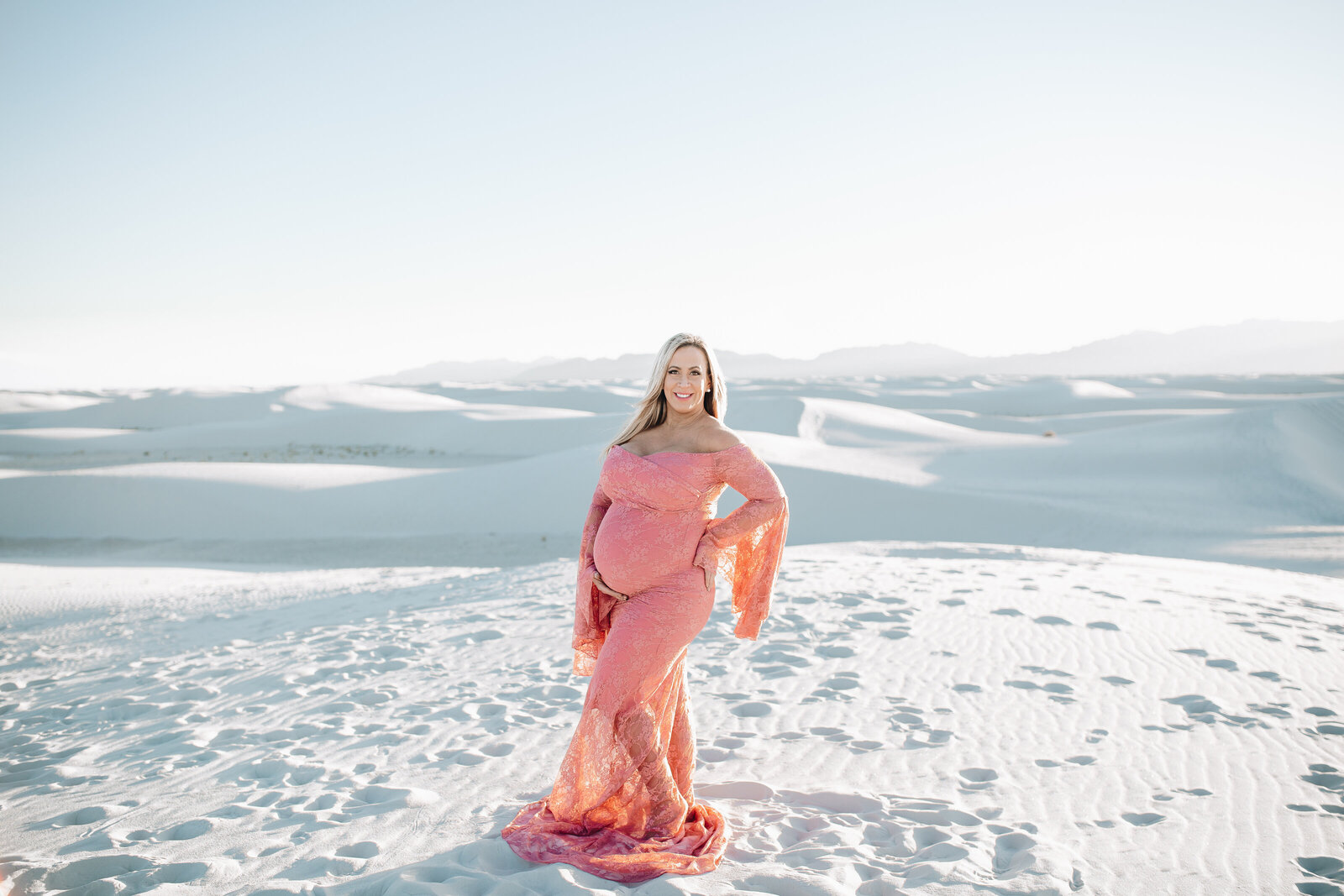 diana alvarado photography, las cruces nm, white sands, maternity session, maternity gowns